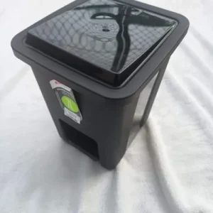 Cesto de pedal negro (7 litros)